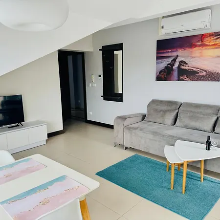 Haller House Апартаменты Владыславово